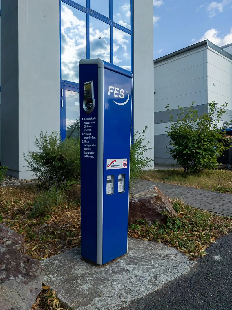 Electric Highways, Divided Nation: Charging Infrastructure and the Right to Move