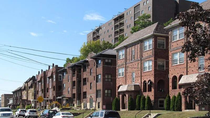 The Invisible Gatekeeper: Tenant Screening Algorithms and the Right to Move